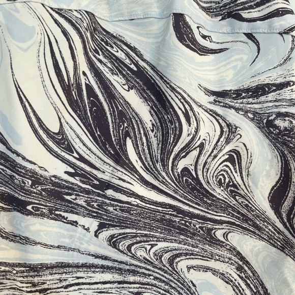 Athleta Crossroads Short Sumi Marble Light Blue S NWT - Picture 10 of 10